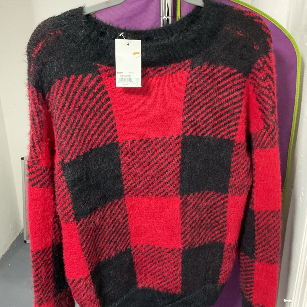 Kohl's Red and Black Checkered Women's Sweater
